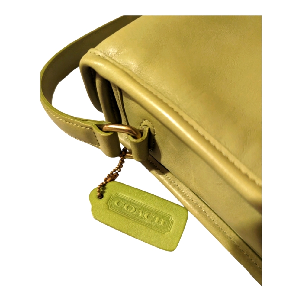 NWOT Vintage Coach Kiwi Green Top Handle  “Geometric Bag” Turn-lock Closu… - Picture 9 of 12